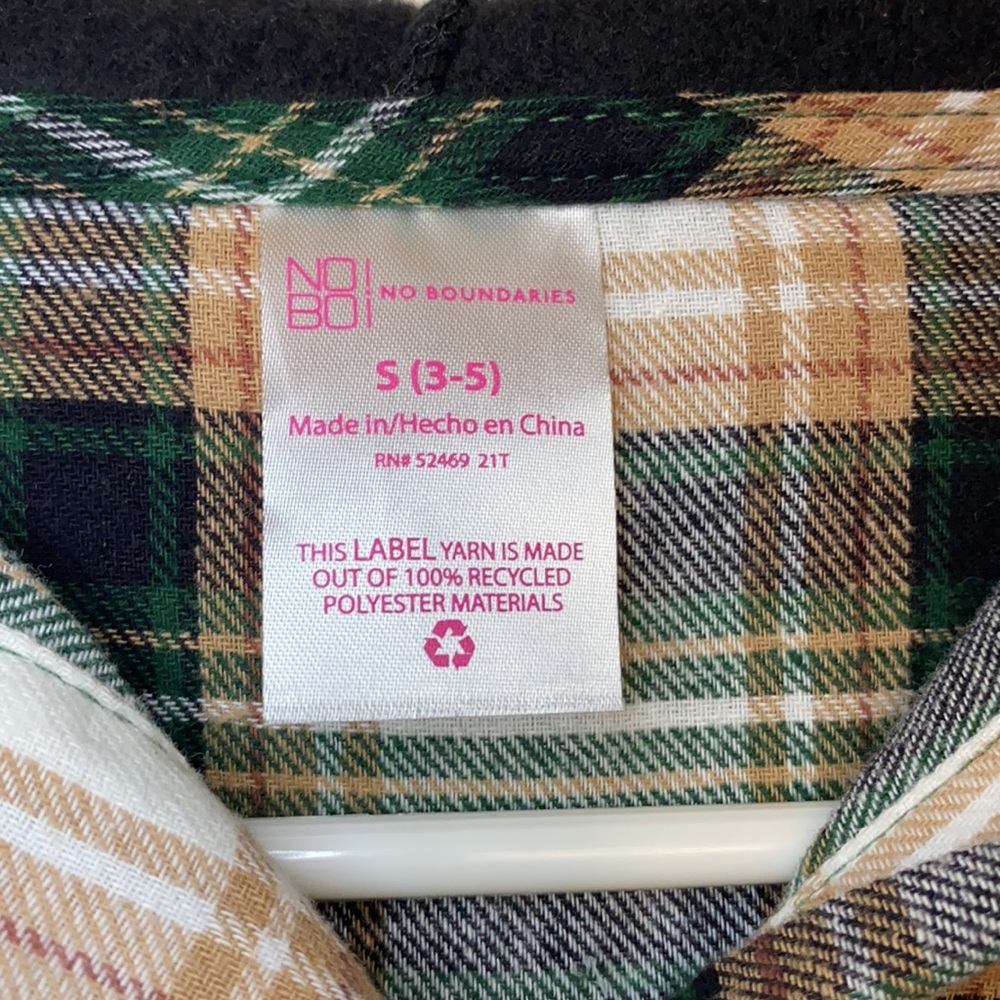 NWT Women’s plaid hoodie shirt - Picture 5 of 8
